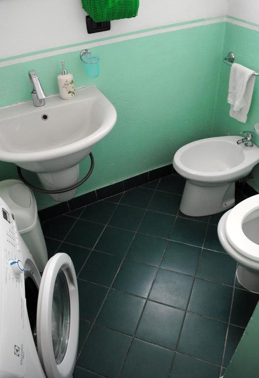 Izzhome Baylle Cagliari Bagian luar foto