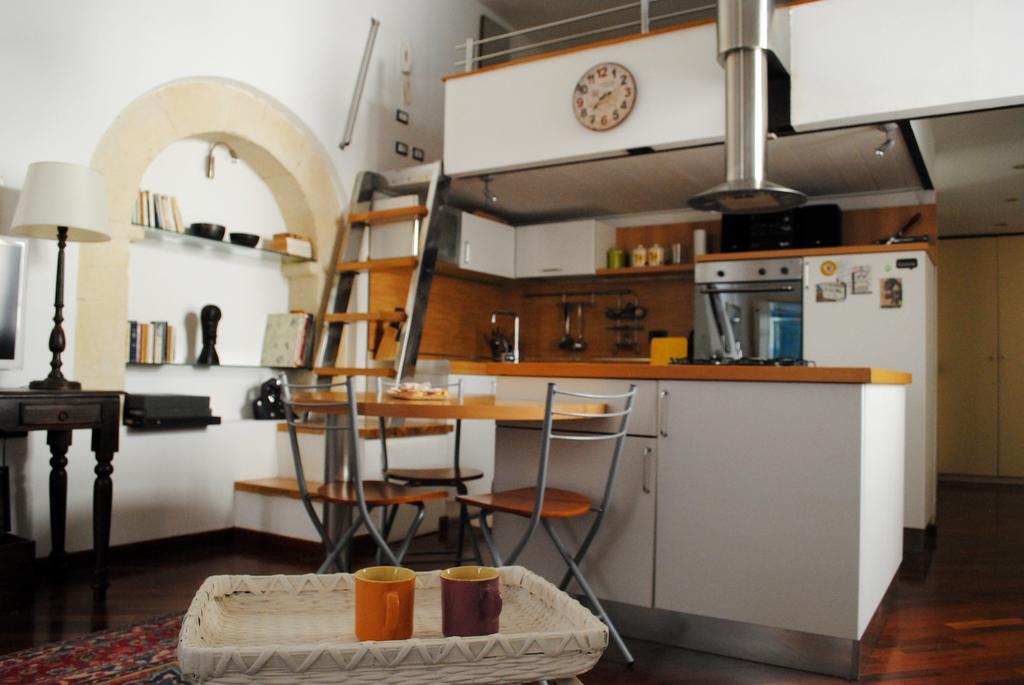 Izzhome Baylle Cagliari Bagian luar foto